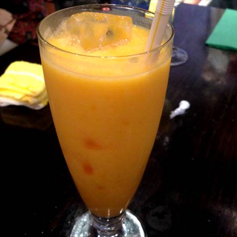 マンゴーラッシー