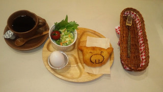 オリジナルピロシキ　米粉パン