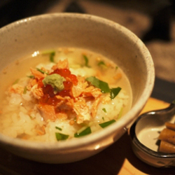 フカヒレとキヌガサ茸のスープ
