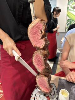 		２０種シュラスコにポンデケージョも食べ放題＋サイドメニュー付★１２０分　４，９５０円