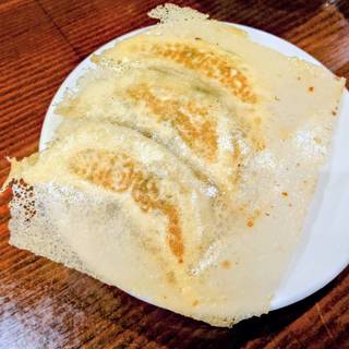 羽根つき餃子（３ケ）