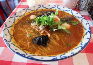 トムヤムラーメン