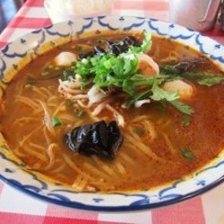トムヤムラーメン