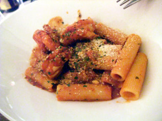 海老のトマトソースパスタ