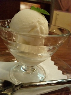 ココナッツアイスクリーム