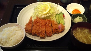 ロースカツ定食
