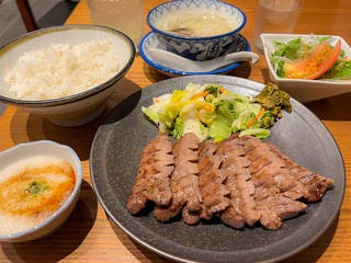 職人仕込特切り厚焼定食　しお味(３枚６切)