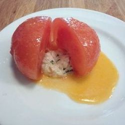 トマトのファルシーサラダ