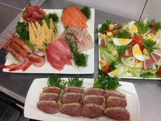 お刺身盛り合わせ