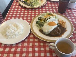 手作り手捏ねハンバーグ