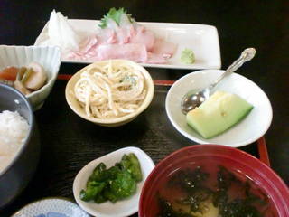 ヒラメの刺身定食