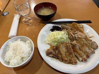 トンテキ定食