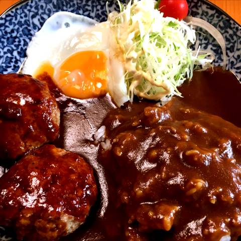 限定ハンバーグカレー