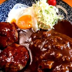 限定ハンバーグカレー