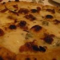 熟成イタリア産チーズのピッツァ