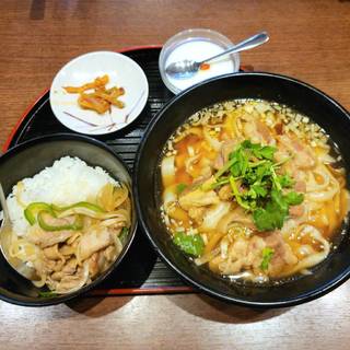 牛バラ肉刀削麺　麺セット