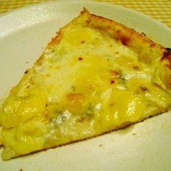 ４種のチーズのピッツァ