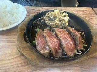 黒毛和牛１００％ハンバーグ１５０ｇ＆ローストビーフ８０ｇ