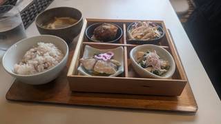 アスショクバランスボックス