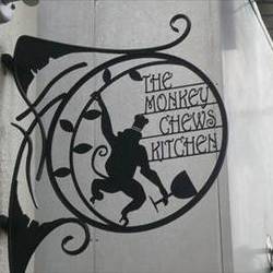 THE MONKEY CHEWS KITCHEN 