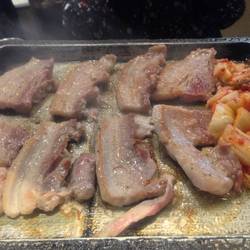 韓国料理 サムギョプサル専門店 コッテジ 千日前本店 地図 写真 なんば 難波 サムギョプサル ぐるなび 韓国料理 サムギョプサル専門店 コッテジ 千日前本店 地図 写真 なんば 難波 サムギョプサル ぐるなび