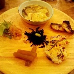 旬菜食健 ひな野 ノースポートモール店 地図 写真 センター北 南 バイキング ビュッフェ ぐるなび