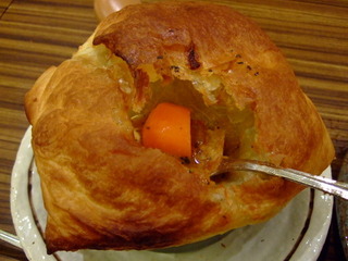 パイ包みスープカレー