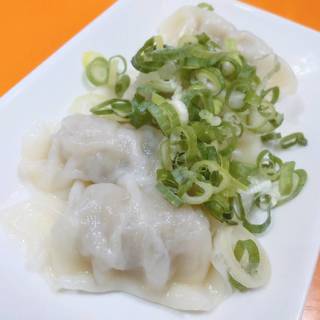 一口水餃子　４個