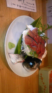 首折れサバの刺身、島らっきょうの天ぷら