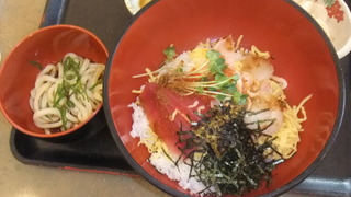 海鮮丼ランチ