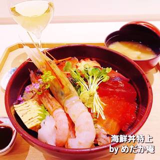海鮮丼特上
