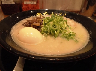 重厚豚骨三番釜