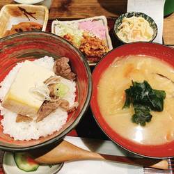 牛煮炊きとおばんざい ちいやん（地図/写真/肥後橋/居酒屋） - 楽天