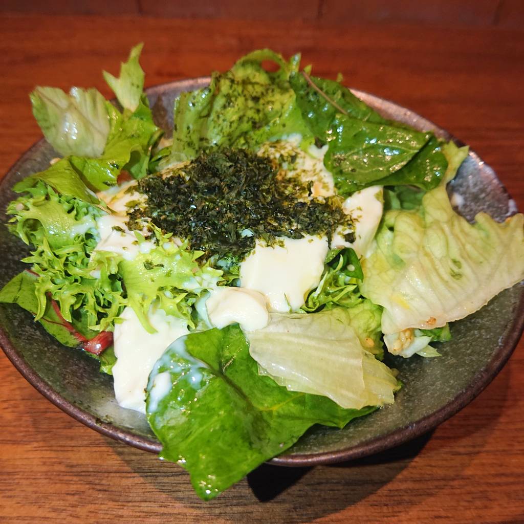 自家製とろける濃厚豆腐のグリーンサラダ