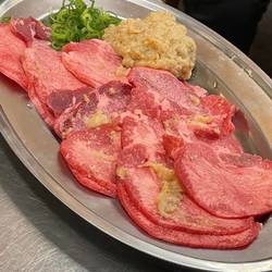 焼肉・ホルモン 光山 