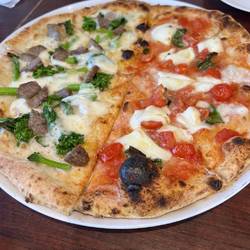 マルゲリータと菜の花のピザ