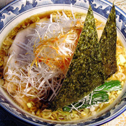 ごまラーメン 「ごま田郎」（地図/写真/札幌大通・狸小路/ラーメン