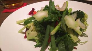 温野菜のサラダ　ゴルゴンゾラソース