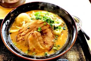 マルキン本舗 新越谷店 地図 写真 越谷 ラーメン ぐるなび