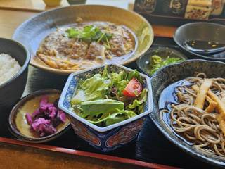 カツ玉煮定食