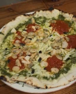 シーフードピザ