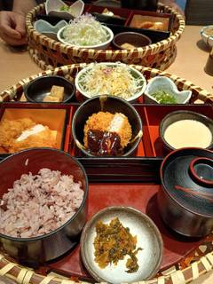 ロースかつ膳